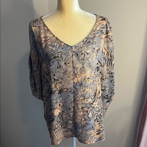 EUC Juicy Couture Blouse(size XL) - Picture 2 of 8